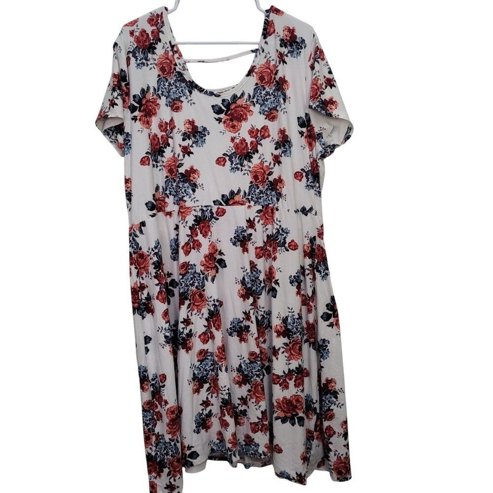 Bobbie Brooks Women's White Floral Dress